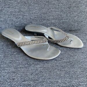 Stylish Women's Silver Sandals